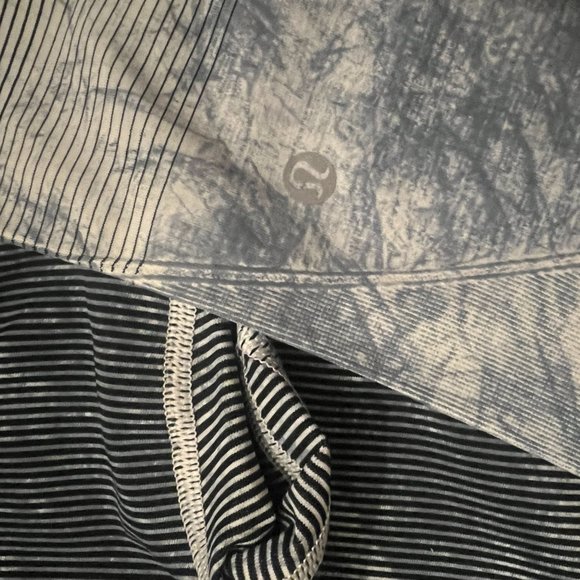 Lululemon Ebb to Train Women Super-High-Rise Crop Legging Tight Tie Dye Striped - Picture 6 of 9